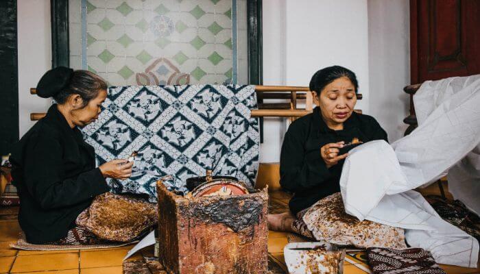 Sejarah Hari Batik Nasional Tanggal 2 Oktober