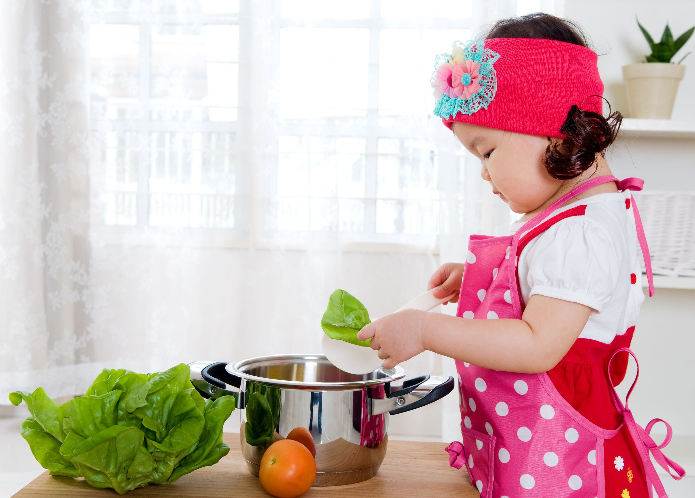 Tips Memasak yang Seru dan Aman Bersama Buah Hati Tercinta